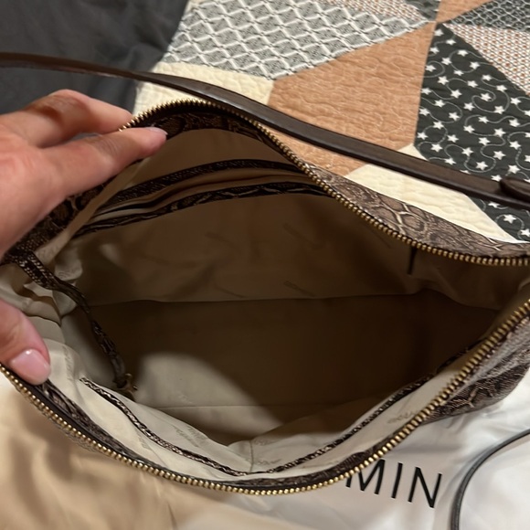 Handbag - Picture 3 of 6